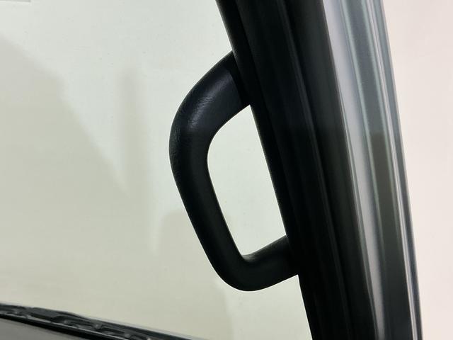 ハイゼットカーゴクルーズターボ 4WD スマートアシスト CVTターボ 4WD スマートアシスト 両側リヤスライドドア プッシュボタンエンジンスタート オートハイビーム オートライト アイドリングストップ コーナーセンサー マニュアルエアコン 電動格納式ドアミラー(京都府)の中古車