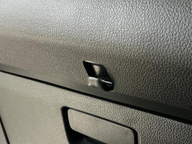 ハイゼットカーゴクルーズターボ 4WD スマートアシスト CVTターボ 4WD スマートアシスト 両側リヤスライドドア プッシュボタンエンジンスタート オートハイビーム オートライト アイドリングストップ コーナーセンサー マニュアルエアコン 電動格納式ドアミラー(京都府)の中古車