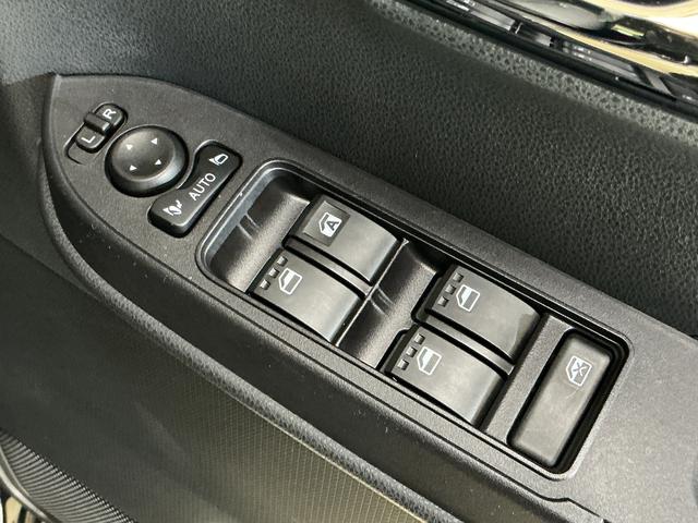 タントカスタムＸ　４ＷＤ　バックカメラ　両側電動スライドドア４ＷＤ　バックカメラ　両側電動スライドドア　前後コーナーセンサー　前席シートヒーター　電子パーキング　オートブレーキホールド　オートマチックハイビーム　１４インチ純正アルミホイール　ＵＳＢチャージャー（京都府）の中古車