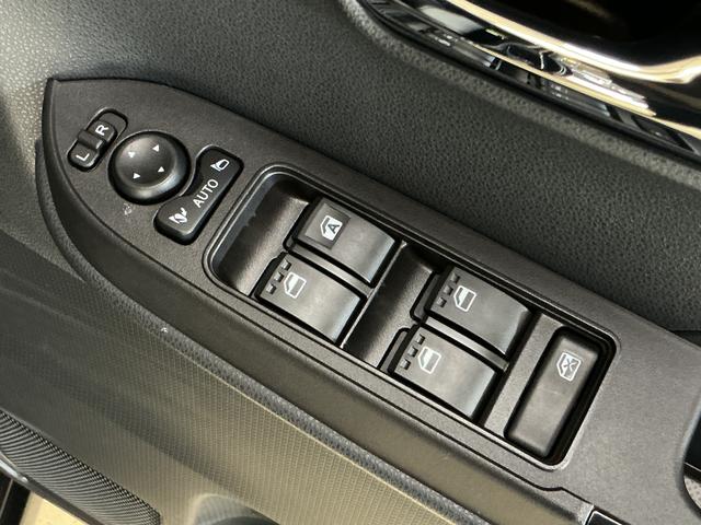 タントカスタムＲＳ　ターボ　バックカメラ　両側電動スライドドアターボ　バックカメラ　両側電動スライドドア　前席シートヒーター　前後コーナーセンサー　電子パーキング　オートブレーキホールド　オートマチックハイビーム　１５インチ純正アルミホイール　ＵＳＢチャージャー（京都府）の中古車