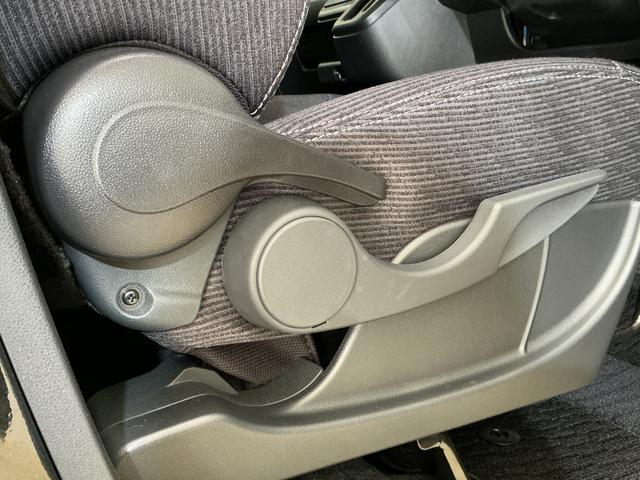 ムーヴＧ　バックカメラ　助手席側リヤパワースライドドアスマートアシスト　助手席側リヤパワースライドドア　プッシュボタンエンジンスタート　バックカメラ　コーナーセンサー　ＬＥＤヘッドライト　オートエアコン　オートライト　アルミホイール　フォグランプ　ＡＢＳ（京都府）の中古車