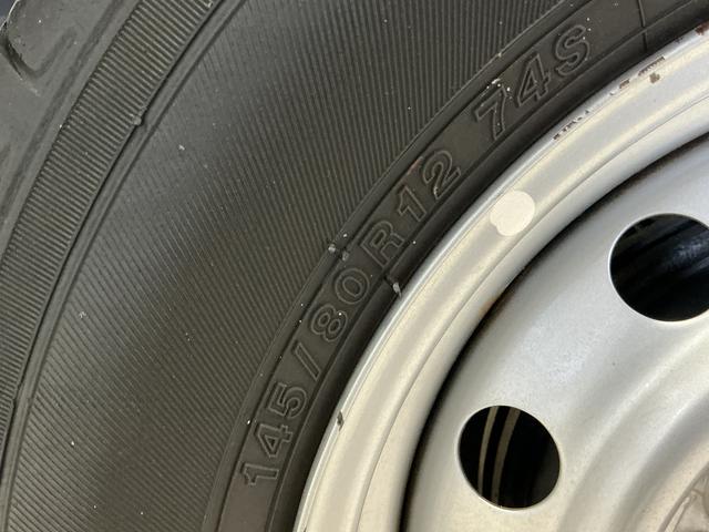 ミラＴＸ　ワンオーナー　５速ＭＴ　ラジオデッキ　ドアバイザーワンオーナー　５速ＭＴ　ラジオデッキ　キーレスエントリー　ドアバイザー　マニュアルエアコン　ヘッドライトレべライザー　１２Ｖ電源ソケット　スペアタイヤ　ラバーマット（京都府）の中古車