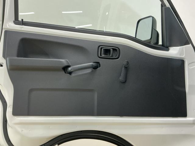 ハイゼットトラックジャンボスタンダード　５速ＭＴ　ラジオ　前後コーナーセンサー５速ＭＴ　ラジオデッキ　前後コーナーセンサー　オートマチックハイビーム　３方開　オートライト　横滑り防止装置　アイドリングストップ　マニュアルエアコン　１２Ｖ電源ソケット　ヘッドライトレべライザー（京都府）の中古車