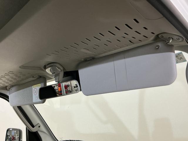 ハイゼットトラックジャンボスタンダード　５速ＭＴ　ラジオ　前後コーナーセンサー５速ＭＴ　ラジオデッキ　前後コーナーセンサー　オートマチックハイビーム　３方開　オートライト　横滑り防止装置　アイドリングストップ　マニュアルエアコン　１２Ｖ電源ソケット　ヘッドライトレべライザー（京都府）の中古車