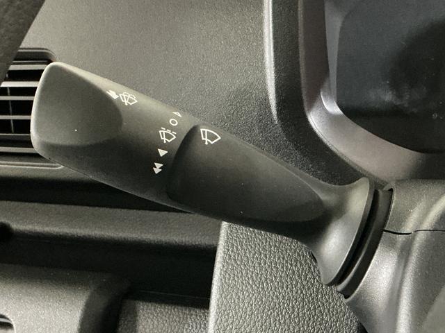 ハイゼットトラックジャンボスタンダード　５速ＭＴ　ラジオ　前後コーナーセンサー５速ＭＴ　ラジオデッキ　前後コーナーセンサー　オートマチックハイビーム　３方開　オートライト　横滑り防止装置　アイドリングストップ　マニュアルエアコン　１２Ｖ電源ソケット　ヘッドライトレべライザー（京都府）の中古車