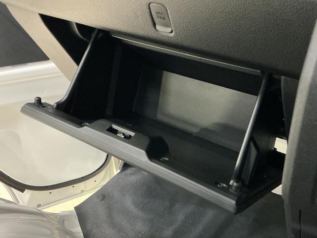 ハイゼットトラックジャンボスタンダード　５速ＭＴ　ラジオ　前後コーナーセンサー５速ＭＴ　ラジオデッキ　前後コーナーセンサー　オートマチックハイビーム　３方開　オートライト　横滑り防止装置　アイドリングストップ　マニュアルエアコン　１２Ｖ電源ソケット　ヘッドライトレべライザー（京都府）の中古車