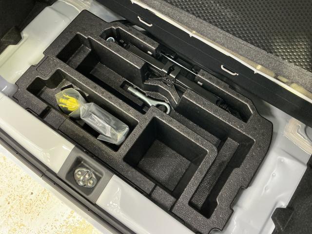 ミライースＸ　ＳＡIII　コーナーセンサー　オートマチックハイビーム前後コーナーセンサー　オートマチックハイビーム　ＬＥＤヘッドライト　オートライト　キーレスエントリー　スペアキー有り　アイドリングストップ　横滑り防止装置　ヘッドライトレべライザー　電動格納ドアミラー（京都府）の中古車