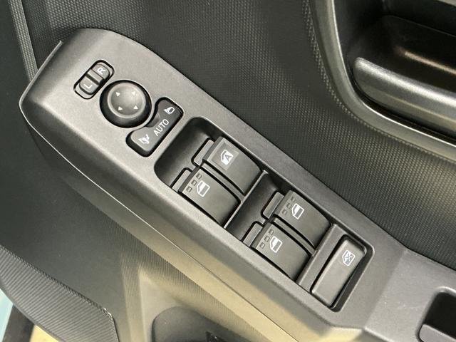 タフトＸ　４ＷＤ　バックカメラ　コーナーセンサー　コーナーセンサー４ＷＤ　バックカメラ　前後コーナーセンサー　スカイフィールトップ　電子パーキング　オートマチックハイビーム　オートブレーキホールド　ＵＳＢチャージャー　スマートキー　キーレスエントリー　オートエアコン（京都府）の中古車