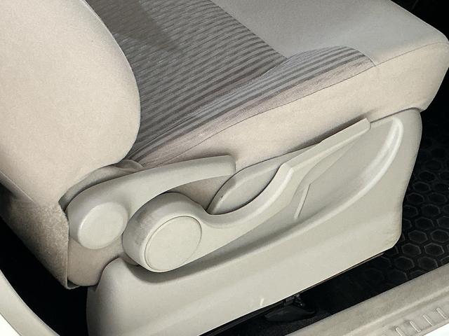 ムーヴＬ　ＳＡII　ワンオーナー　ＣＤオーディオ　コーナーポールワンオーナー　ＣＤオーディオ　コーナーポール　ドアバイザー　スマートアシスト　キーレスエントリー　横滑り防止装置　アイドリングストップ　ヘッドライトレべライザー　電動格納ドアミラー　マニュアルエアコン（京都府）の中古車