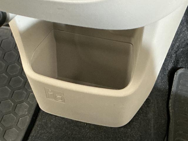 ムーヴＬ　ＳＡII　ワンオーナー　ＣＤオーディオ　コーナーポールワンオーナー　ＣＤオーディオ　コーナーポール　ドアバイザー　スマートアシスト　キーレスエントリー　横滑り防止装置　アイドリングストップ　ヘッドライトレべライザー　電動格納ドアミラー　マニュアルエアコン（京都府）の中古車