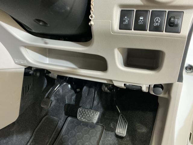 ムーヴＬ　ＳＡII　ワンオーナー　ＣＤオーディオ　コーナーポールワンオーナー　ＣＤオーディオ　コーナーポール　ドアバイザー　スマートアシスト　キーレスエントリー　横滑り防止装置　アイドリングストップ　ヘッドライトレべライザー　電動格納ドアミラー　マニュアルエアコン（京都府）の中古車