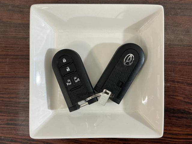 ムーヴキャンバスＧホワイトアクセントＶＳ　ＳＡIII　１オーナ　シートヒータワンオーナー　ナビ　パノラマモニター　ドライブレコーダー　ＥＴＣ　両側電動スライドドア　運転席シートヒーター　ナビキャンセラー　ウインドシールドデアイサー　Ｂｌｕｅｔｏｏｔｈ　ＵＳＢチャージャー（京都府）の中古車