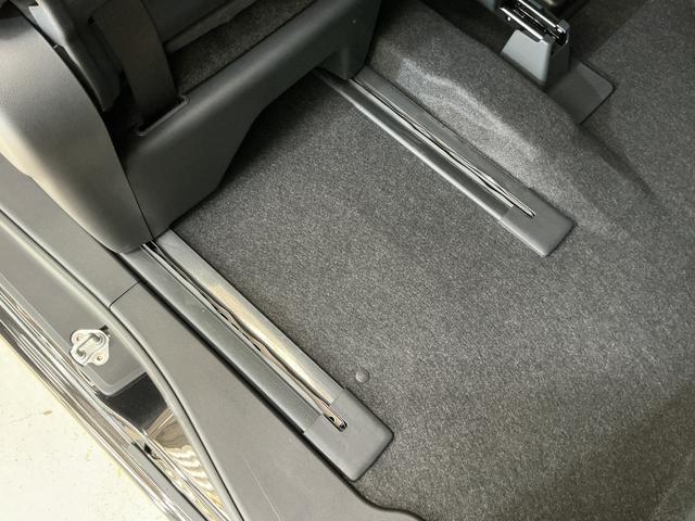 タントカスタムＲＳ　４ＷＤ　ターボ　ＥＴＣ　バックカメラ４ＷＤ　ターボ　ＥＴＣ　バックカメラ　両側電動スライドドア　アダプティブクルーズコントロール　コーナーセンサー　前席シートヒーター　電子パーキング　オートマチックハイビーム　オートブレーキホールド（京都府）の中古車