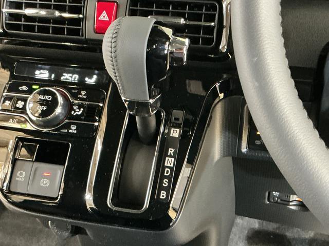 タントカスタムＲＳ　４ＷＤ　ターボ　ＥＴＣ　バックカメラ４ＷＤ　ターボ　ＥＴＣ　バックカメラ　両側電動スライドドア　アダプティブクルーズコントロール　コーナーセンサー　前席シートヒーター　電子パーキング　オートマチックハイビーム　オートブレーキホールド（京都府）の中古車