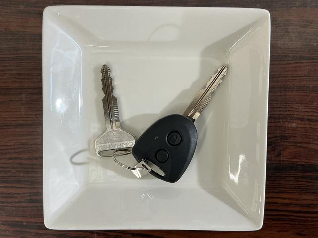 ミライースＸ　ＳＡIII　コーナーセンサー　オートマチックハイビーム前後コーナーセンサー　オートマチックハイビーム　オートライト　ＬＥＤヘッドライト　横滑り防止装置　アイドリングストップ　盗難防止装置　スマアシ　キーレスエントリー　スペアキー有り　１２Ｖ電源ソケット（京都府）の中古車