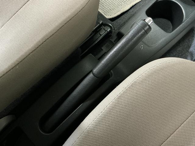 ミライースX メモリアルエディション CDオーディオ ドアバイザーCDオーディオ 14インチ純正アルミホイール ドアバイザー アイドリングストップ キーレスエントリー スペアキー有り 盗難防止装置 ヘッドライトレべライザー マニュアルエアコン 12V電源ソケット(京都府)の中古車