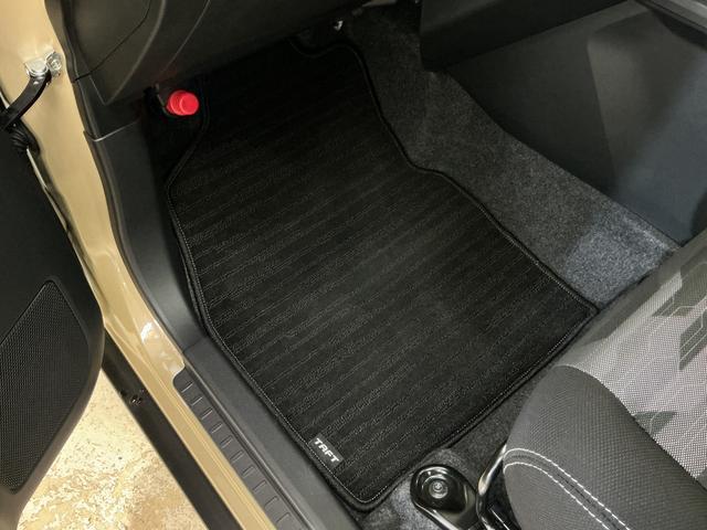 タフトＧターボ　クロムベンチャー　バックカメラ　コーナーセンサーバックカメラ　スカイフィールトップ　アダプティブクルーズコントロール　前後コーナーセンサー　前席シートヒーター　電子パーキング　オートブレーキホールド　オートマチックハイビーム　ＵＳＢチャージャー（京都府）の中古車