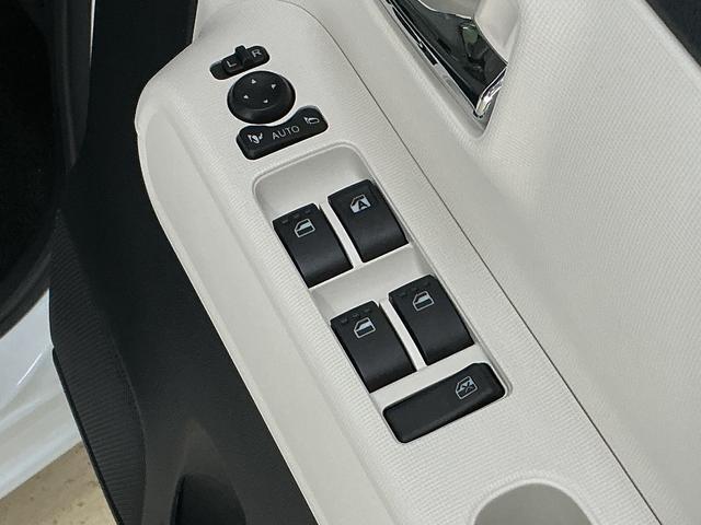 ムーヴキャンバスストライプスＧ　４ＷＤ　バックカメラ　両側電動スライドドア４ＷＤ　バックカメラ　両側電動スライドドア　前後コーナーセンサー　前席シートヒーター　電子パーキング　オートブレーキホールド　オートマチックハイビーム　ホッとカップホルダー　ＵＳＢチャージャー（京都府）の中古車