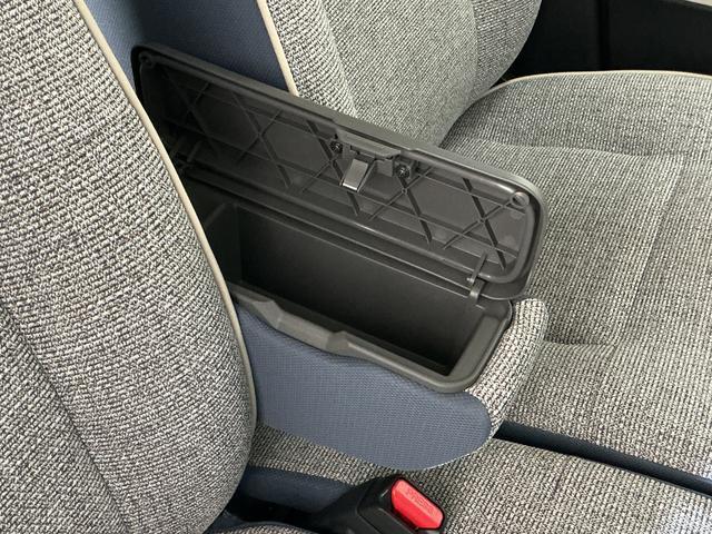 ムーヴキャンバスストライプスＧ　４ＷＤ　バックカメラ　両側電動スライドドア４ＷＤ　バックカメラ　両側電動スライドドア　前後コーナーセンサー　前席シートヒーター　電子パーキング　オートブレーキホールド　オートマチックハイビーム　ホッとカップホルダー　ＵＳＢチャージャー（京都府）の中古車