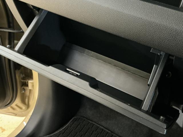 ムーヴX 片側電動スライドドア 前後コーナーセンサー オートライト片側電動スライドドア 前後コーナーセンサー オートマチックハイビーム LEDヘッドライト オートライト スマートキー プッシュスタート アイドリングストップ 横滑り防止装置 12V電源ソケット(京都府)の中古車