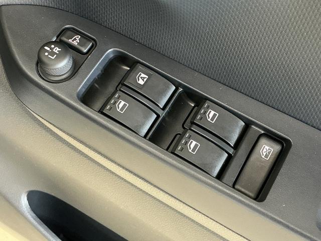 ミライースＸ　ＳＡIII　コーナーセンサー　オートマチックハイビーム前後コーナーセンサー　オートマチックハイビーム　ＬＥＤヘッドライト　オートライト　キーレスエントリー　横滑り防止装置　アイドリングストップ　スペアキー有り　盗難防止装置　スマアシ　マニュアルエアコン（京都府）の中古車