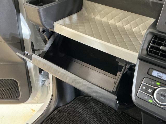 タントＸ　ワンオーナー　ナビＴＶ　バックカメラ　ドラレコ　ＥＴＣワンオーナー　ナビ　バックカメラ　ドライブレコーダー　ＥＴＣ　片側電動スライドドア　ロングスライドシート　前後コーナーセンサー　前席シートヒーター　オートマチックハイビーム　Ｂｌｕｅｔｏｏｔｈ　ＵＳＢ（京都府）の中古車