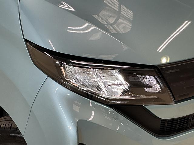 ムーヴＸ　片側電動スライド　コーナーセンサー　ＬＥＤヘッドライト片側電動スライドドア　前後コーナーセンサー　オートマチックハイビーム　ＬＥＤヘッドライト　オートライト　スマートキー　キーレスエントリー　スペアキー有り　横滑り防止装置　アイドリングストップ（京都府）の中古車