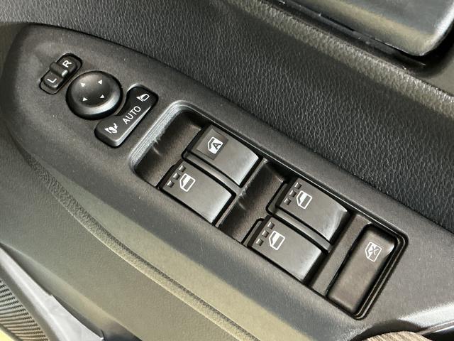 ムーヴＸ　片側電動スライド　コーナーセンサー　ＬＥＤヘッドライト片側電動スライドドア　前後コーナーセンサー　オートマチックハイビーム　ＬＥＤヘッドライト　オートライト　スマートキー　キーレスエントリー　スペアキー有り　横滑り防止装置　アイドリングストップ（京都府）の中古車