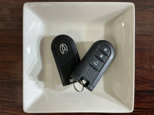 タントカスタムＸ　トップエディションＳＡIII　ナビ　バックカメラナビＴＶ　バックカメラ　片側電動スライドドア　運転席シートヒーター　オートマチックハイビーム　Ｂｌｕｅｔｏｏｔｈ　１４インチ純正アルミホイール　ＵＳＢ接続　ＤＶＤ再生　ドアバイザー　ＬＥＤヘッドライト（京都府）の中古車