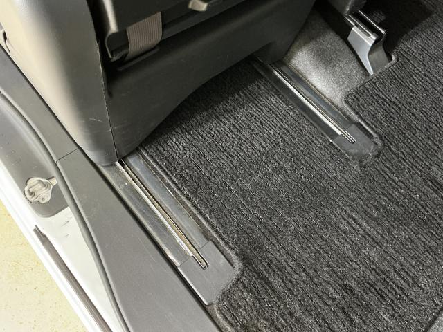 タントカスタムＸ　トップエディションＳＡIII　ナビ　バックカメラナビＴＶ　バックカメラ　片側電動スライドドア　運転席シートヒーター　オートマチックハイビーム　Ｂｌｕｅｔｏｏｔｈ　１４インチ純正アルミホイール　ＵＳＢ接続　ＤＶＤ再生　ドアバイザー　ＬＥＤヘッドライト（京都府）の中古車