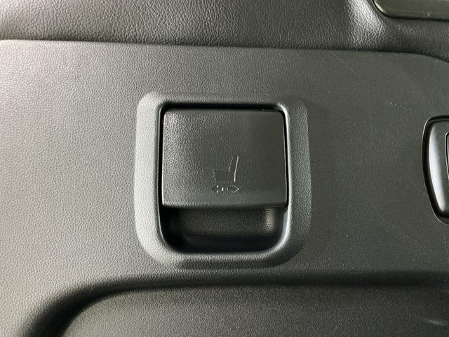 タントカスタムＸ　トップエディションＳＡIII　ナビ　バックカメラナビＴＶ　バックカメラ　片側電動スライドドア　運転席シートヒーター　オートマチックハイビーム　Ｂｌｕｅｔｏｏｔｈ　１４インチ純正アルミホイール　ＵＳＢ接続　ＤＶＤ再生　ドアバイザー　ＬＥＤヘッドライト（京都府）の中古車