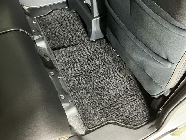 タントカスタムＸ　トップエディションＳＡIII　ナビ　バックカメラナビＴＶ　バックカメラ　片側電動スライドドア　運転席シートヒーター　オートマチックハイビーム　Ｂｌｕｅｔｏｏｔｈ　１４インチ純正アルミホイール　ＵＳＢ接続　ＤＶＤ再生　ドアバイザー　ＬＥＤヘッドライト（京都府）の中古車