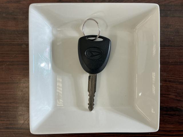 ミライースＸ　メモリアルエディション　ＣＤチューナー　キーレスリモコンワンオーナー　ＣＤチューナー　キーレスリモコン　アイドリングストップ　アルミホイール　電動格納式ドアミラー　ロングバイザー　カーペットマット　マニュアルエアコン　パワステ　パワーウインド　ＡＢＳ（京都府）の中古車