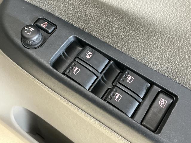 ミライースＸ　メモリアルエディション　ＣＤチューナー　キーレスリモコンワンオーナー　ＣＤチューナー　キーレスリモコン　アイドリングストップ　アルミホイール　電動格納式ドアミラー　ロングバイザー　カーペットマット　マニュアルエアコン　パワステ　パワーウインド　ＡＢＳ（京都府）の中古車