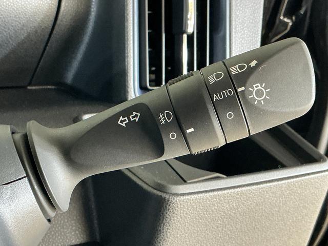 タントカスタムＲＳ　届出済み未使用車　ターボ　パノラマモニター届出済み未使用車　ターボ　パノラマモニター　両側電動スライドドア　コーナーセンサー　前席シートヒーター　電子パーキング　オートブレーキホールド　オートマチックハイビーム　１５インチ純正アルミホイール（京都府）の中古車