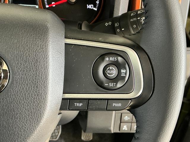 タフトＧ　バックカメラ　シートヒーター　コーナーセンサー　スマアシバックカメラ　アダプティブクルーズコントロール　コーナーセンサー　シートヒーター　スカイフィールトップ　電子パーキング　オートマチックハイビーム　オートブレーキホールド　１５インチ純正アルミホイール（京都府）の中古車