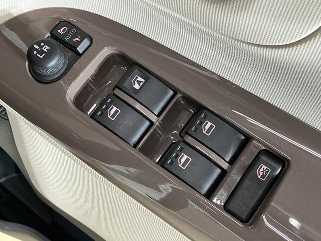 ムーヴキャンバスGメイクアップ SAII ナビ パノラマモニター ETCワンオーナー ナビ パノラマモニター ETC フルセグチューナー ブルートゥース対応 両側リヤパワースライドドア プッシュボタンエンジンスタート LEDヘッドライト オートエアコン オートライト(京都府)の中古車