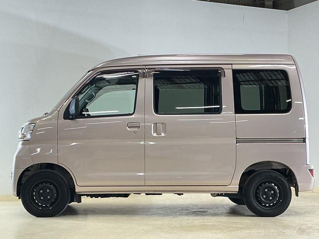 ハイゼットカーゴデラックスＳＡIII　４ＷＤ　ワンオーナー　ＥＴＣ４ＷＤ　ワンオーナー　ディスプレイオーディオ　ＥＴＣ　コーナーセンサー　オートマチックハイビーム　ＬＥＤヘッドライト　フォグライト　オートライト　アイドリングストップ　ドアバイザー　ＵＳＢ接続（京都府）の中古車