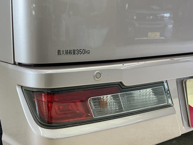 ハイゼットカーゴデラックスＳＡIII　４ＷＤ　ワンオーナー　ＥＴＣ４ＷＤ　ワンオーナー　ディスプレイオーディオ　ＥＴＣ　コーナーセンサー　オートマチックハイビーム　ＬＥＤヘッドライト　フォグライト　オートライト　アイドリングストップ　ドアバイザー　ＵＳＢ接続（京都府）の中古車