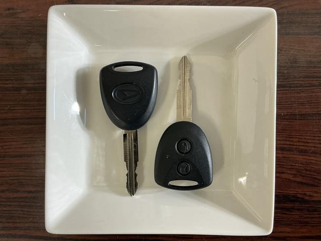 ハイゼットカーゴデラックスＳＡIII　４ＷＤ　ワンオーナー　ＥＴＣ４ＷＤ　ワンオーナー　ディスプレイオーディオ　ＥＴＣ　コーナーセンサー　オートマチックハイビーム　ＬＥＤヘッドライト　フォグライト　オートライト　アイドリングストップ　ドアバイザー　ＵＳＢ接続（京都府）の中古車