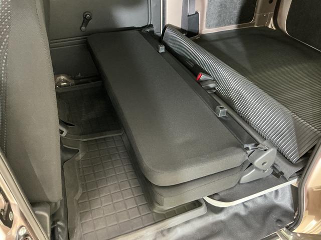 ハイゼットカーゴデラックスＳＡIII　４ＷＤ　ワンオーナー　ＥＴＣ４ＷＤ　ワンオーナー　ディスプレイオーディオ　ＥＴＣ　コーナーセンサー　オートマチックハイビーム　ＬＥＤヘッドライト　フォグライト　オートライト　アイドリングストップ　ドアバイザー　ＵＳＢ接続（京都府）の中古車