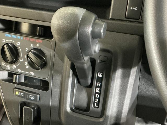 ハイゼットカーゴデラックスＳＡIII　４ＷＤ　ワンオーナー　ＥＴＣ４ＷＤ　ワンオーナー　ディスプレイオーディオ　ＥＴＣ　コーナーセンサー　オートマチックハイビーム　ＬＥＤヘッドライト　フォグライト　オートライト　アイドリングストップ　ドアバイザー　ＵＳＢ接続（京都府）の中古車