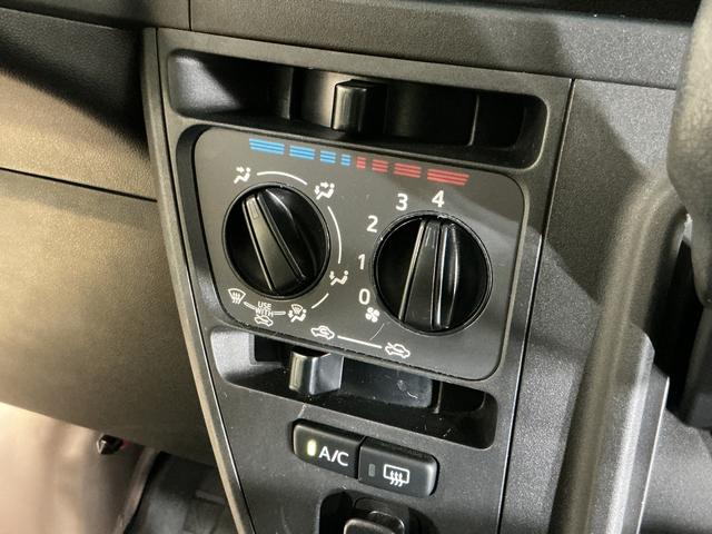 ハイゼットカーゴデラックスＳＡIII　４ＷＤ　ワンオーナー　ＥＴＣ４ＷＤ　ワンオーナー　ディスプレイオーディオ　ＥＴＣ　コーナーセンサー　オートマチックハイビーム　ＬＥＤヘッドライト　フォグライト　オートライト　アイドリングストップ　ドアバイザー　ＵＳＢ接続（京都府）の中古車