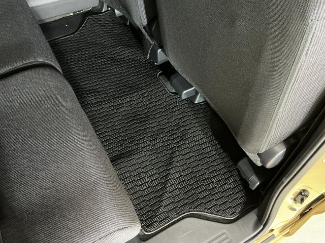 ムーヴＧ　バックカメラ　片側電動スライドドア　コーナーセンサーバックカメラ　片側電動スライドドア　前後コーナーセンサー　電子パーキング　オートマチックハイビーム　オートブレーキホールド　１４インチ純正アルミホイール　ＵＳＢチャージャー　ＬＥＤヘッドライト（京都府）の中古車