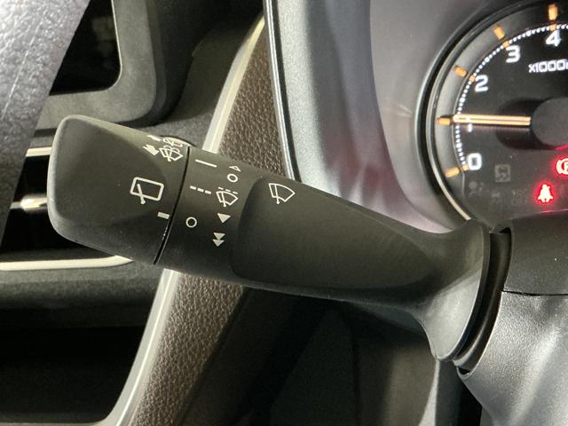 ムーヴＧ　バックカメラ　片側電動スライドドア　コーナーセンサーバックカメラ　片側電動スライドドア　前後コーナーセンサー　電子パーキング　オートマチックハイビーム　オートブレーキホールド　１４インチ純正アルミホイール　ＵＳＢチャージャー　ＬＥＤヘッドライト（京都府）の中古車