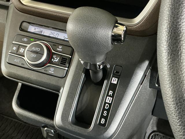 ムーヴＧ　バックカメラ　片側電動スライドドア　コーナーセンサーバックカメラ　片側電動スライドドア　前後コーナーセンサー　電子パーキング　オートマチックハイビーム　オートブレーキホールド　１４インチ純正アルミホイール　ＵＳＢチャージャー　ＬＥＤヘッドライト（京都府）の中古車