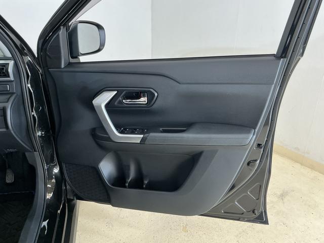 ロッキープレミアムＧ　ＨＥＶ　ワンオーナー　ナビ　パノラマモニターワンオーナー　ナビ　パノラマモニター　ドライブレコーダー　ＥＴＣ　アダプティブクルーズコントロール　スマートペダル　前後コーナーセンサー　シートヒーター　電子パーキング　オートブレーキホールド（京都府）の中古車