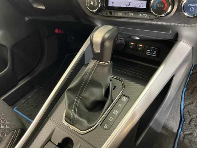 ロッキープレミアムＧ　ＨＥＶ　ワンオーナー　ナビ　パノラマモニターワンオーナー　ナビ　パノラマモニター　ドライブレコーダー　ＥＴＣ　アダプティブクルーズコントロール　スマートペダル　前後コーナーセンサー　シートヒーター　電子パーキング　オートブレーキホールド（京都府）の中古車