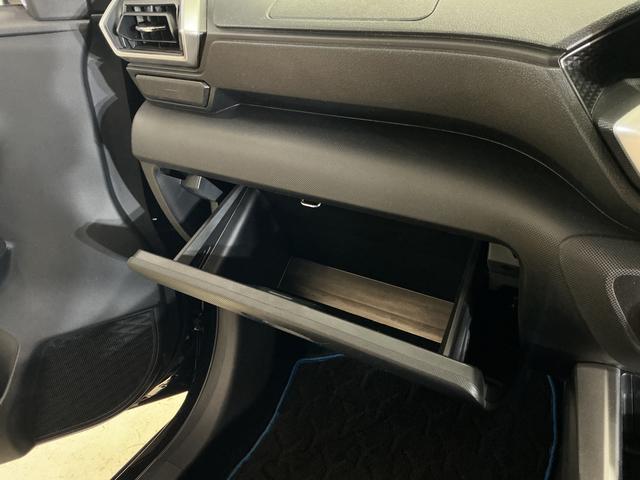 ロッキープレミアムＧ　ＨＥＶ　ワンオーナー　ナビ　パノラマモニターワンオーナー　ナビ　パノラマモニター　ドライブレコーダー　ＥＴＣ　アダプティブクルーズコントロール　スマートペダル　前後コーナーセンサー　シートヒーター　電子パーキング　オートブレーキホールド（京都府）の中古車