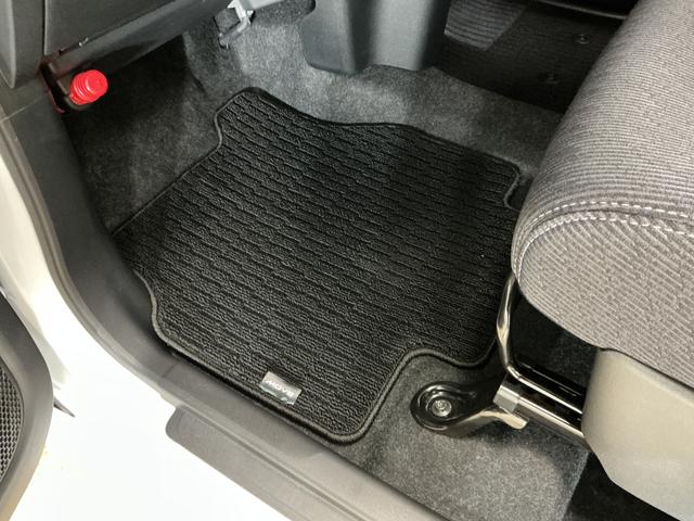 ムーヴG バックカメラ 片側電動スライドドア 前後コーナーセンサーバックカメラ 片側電動スライドドア 前後コーナーセンサー 電子パーキング オートブレーキホールド オートマチックハイビーム USBチャージャー スマートアシスト LEDヘッドライト オートライト(京都府)の中古車